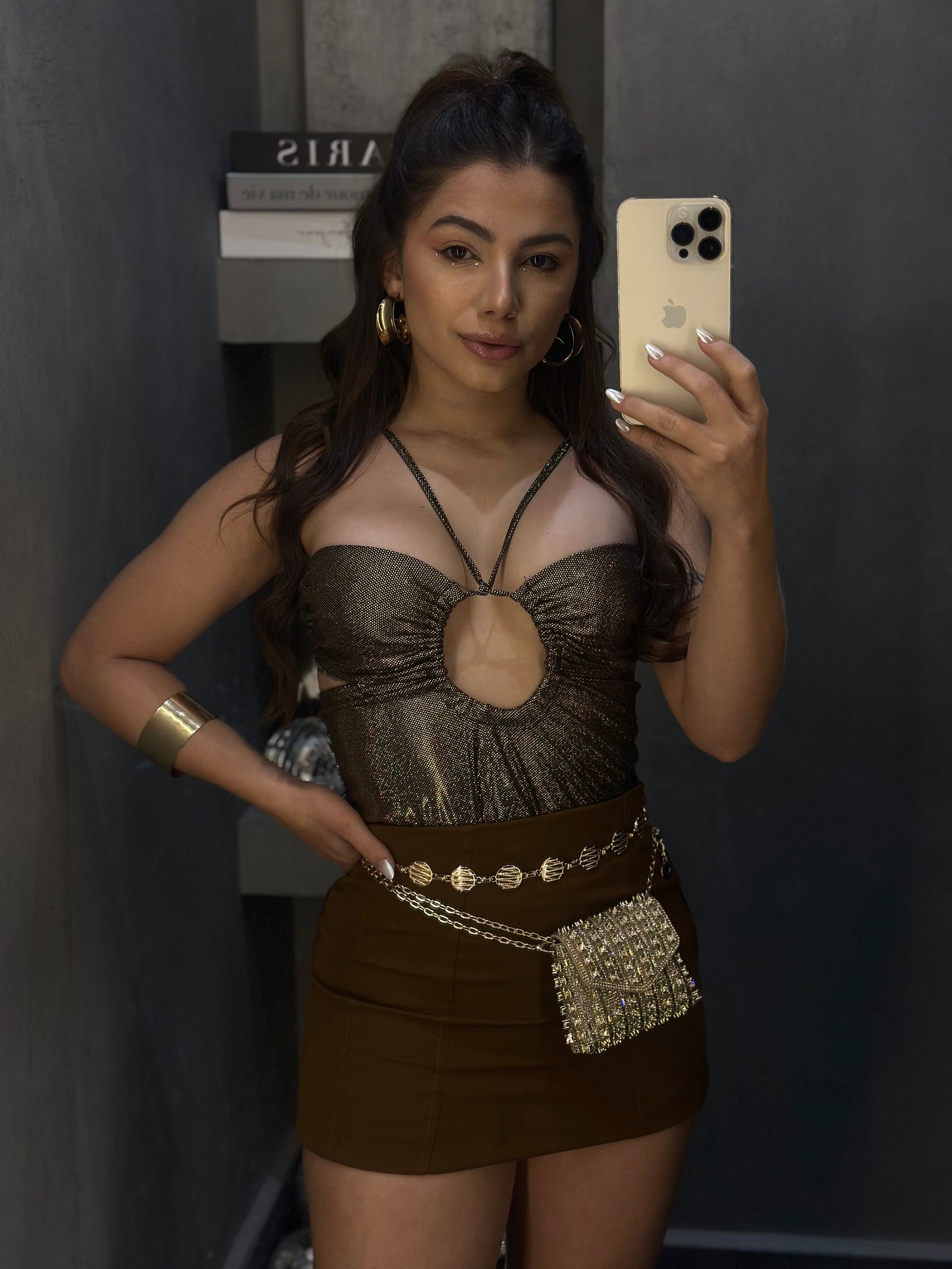 BODY HELEN