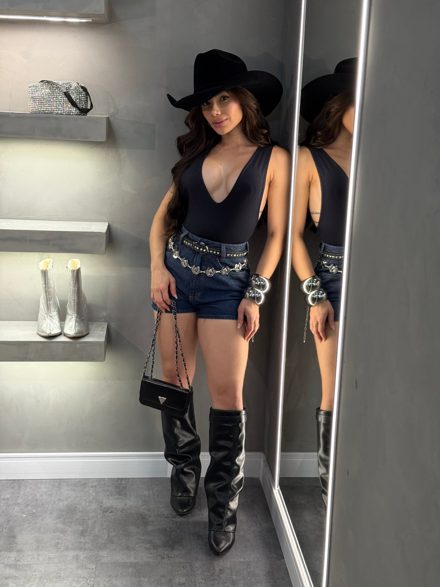 BODY FILIPA