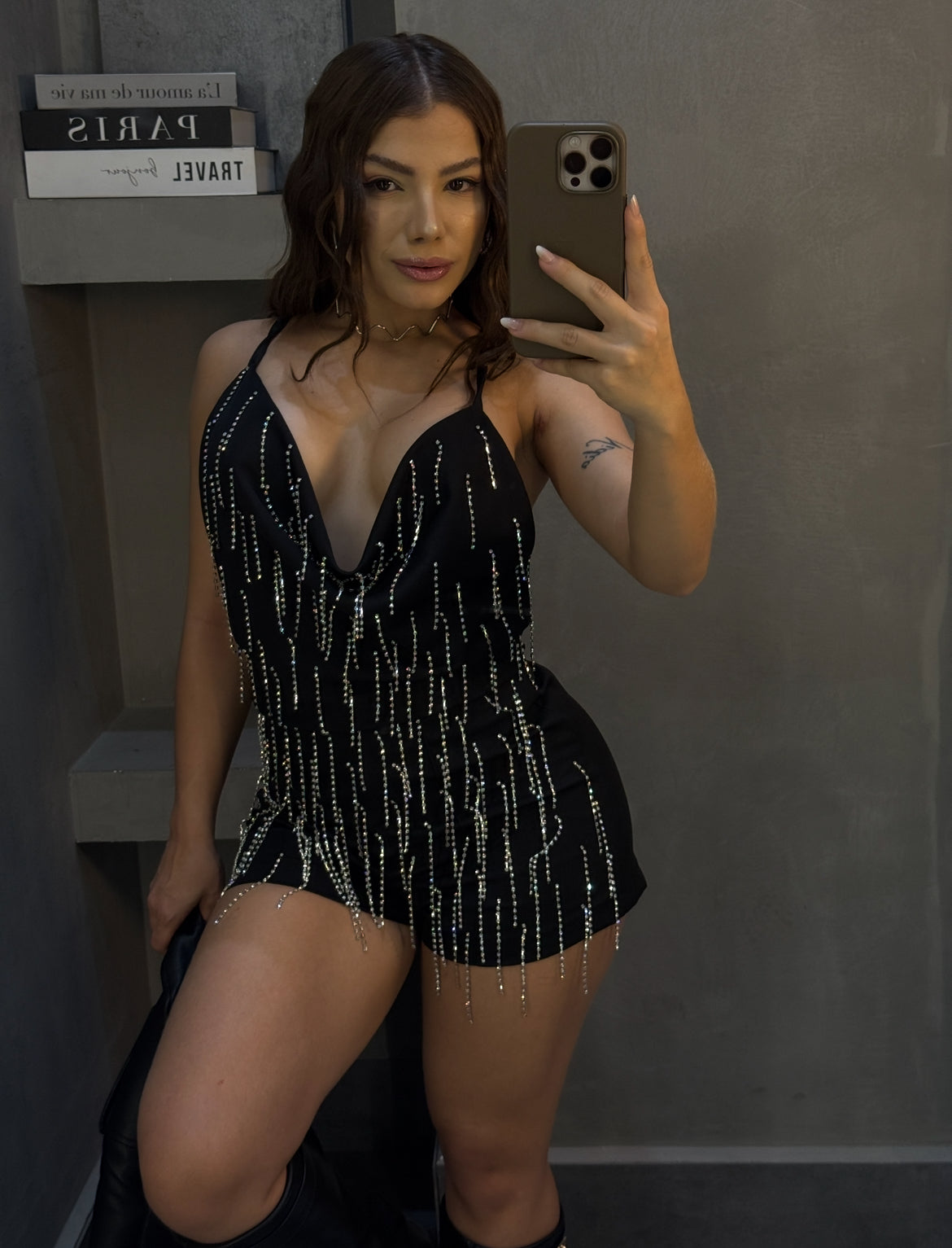 SHORT ÁGATA
