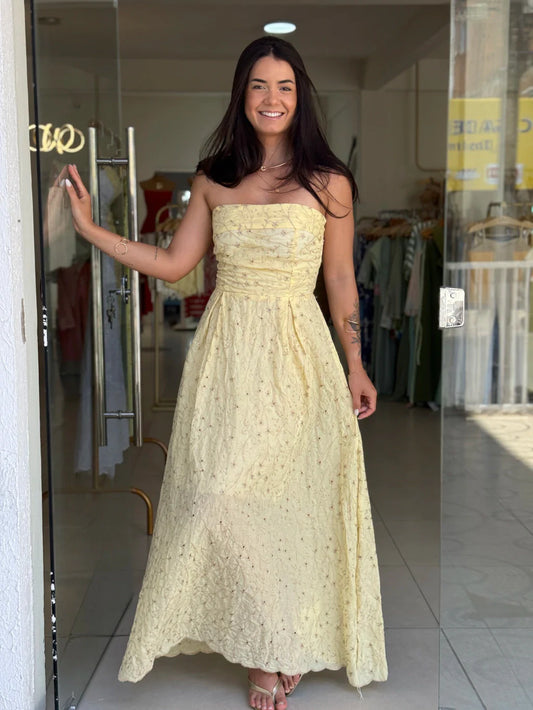 Vestido cambraia